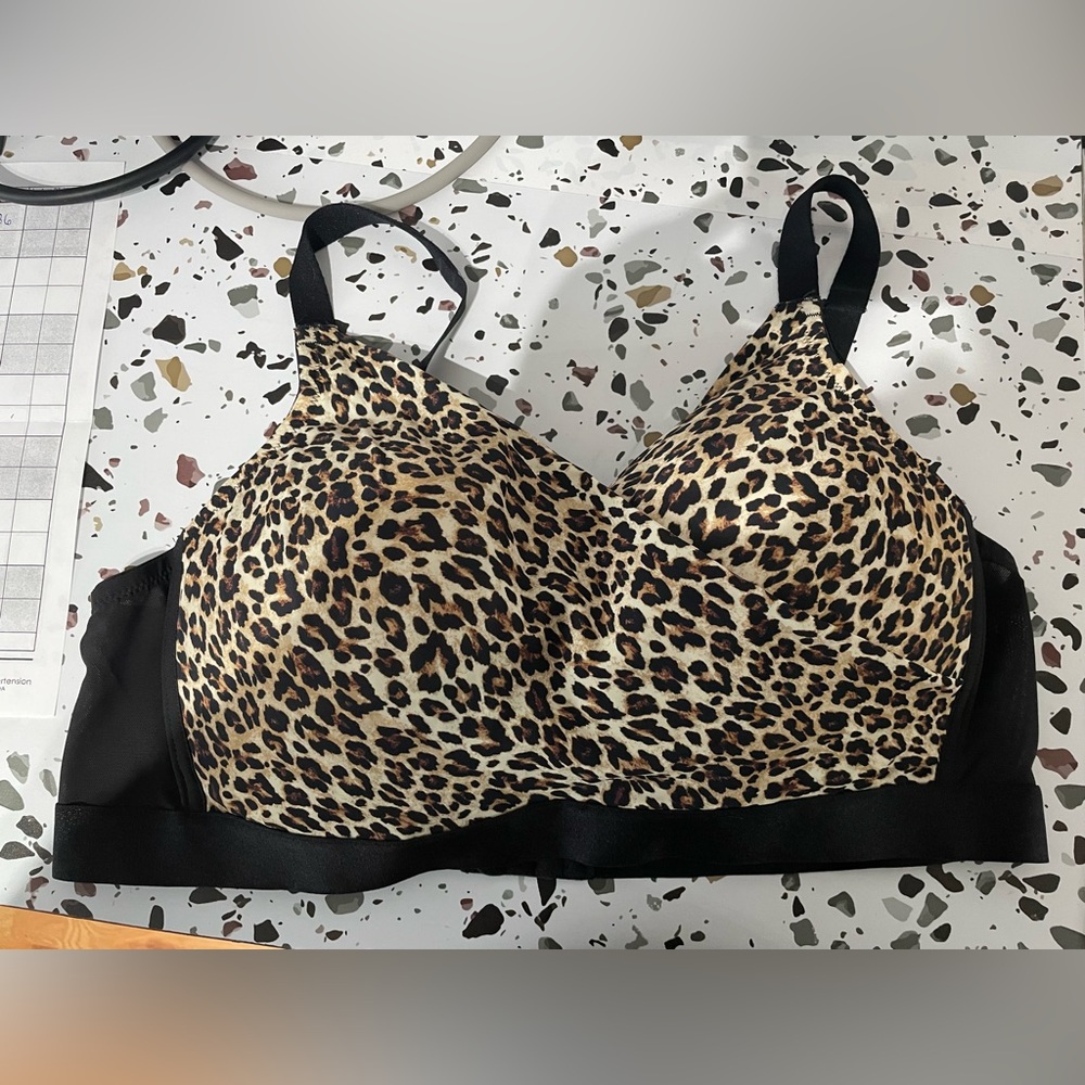 Leopard Print Wireless T-Shirt Bra - Black Trim